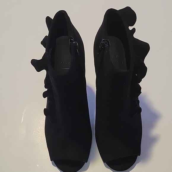 Kaari blue Black Women's Shoes - Picture 2 of 4